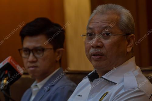 TAN SRI ANNUAR MUSA