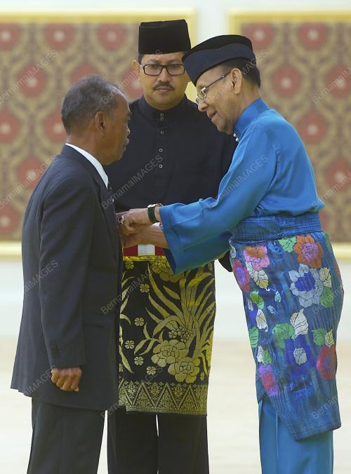 KL13_04112013_AGONG_PINGAT