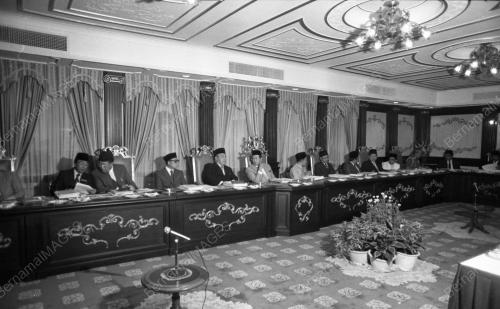 KL13_05032015_MESYUARAT_PEMERINTAH