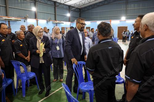 DATUK RAMLI MOHD NOR