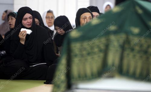 KL13_05072014_JENAZAH