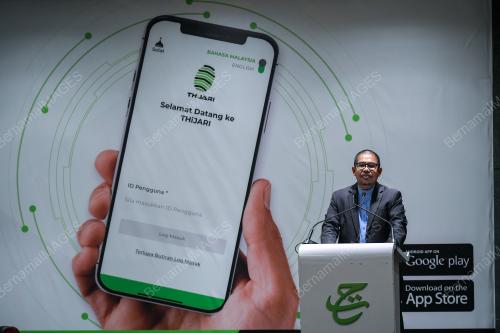 DATUK NIK MOHD HASYUDEEN YUSOFF