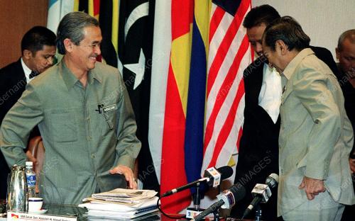 MESYUARAT MAJLIS TERTINGGI UMNO