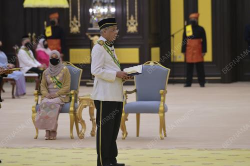 DATUK SERI ISMAIL SABRI YAAKOB
