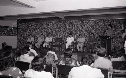 DR. MAHATHIR MOHAMAD