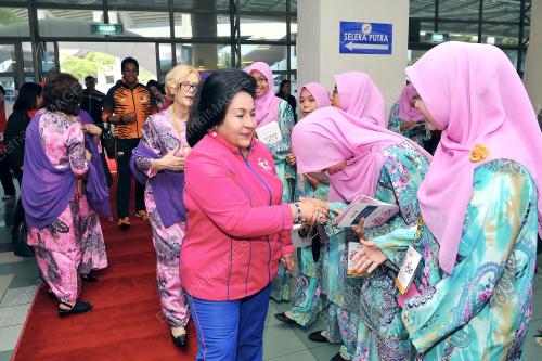 KL13_06112014_BAKTI