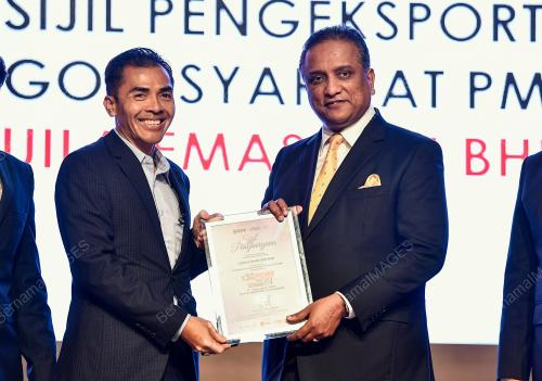 DATUK SERI REEZAL MERICAN NAINA MERICAN