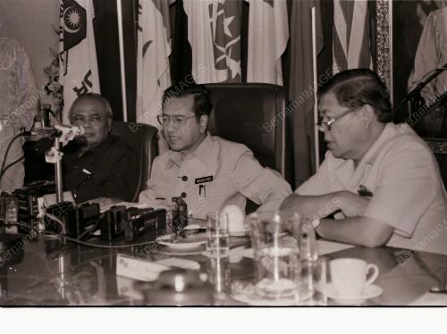 MESYUARAT MAJLIS TERTINGGI UMNO