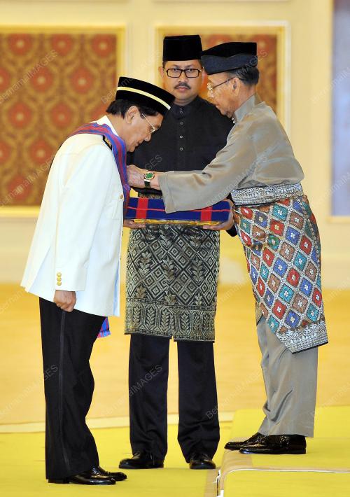 KL13_07112013_AGONG_PINGAT