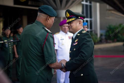 KL13_07122017_ATM_BN201712073543