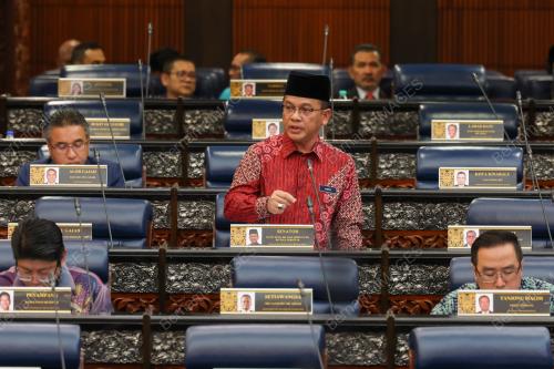 DATUK DR MOHD NA'IM MOKHTAR
