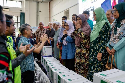 FAHMI FADZIL