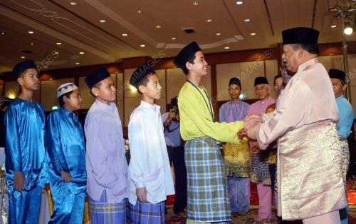 AGONG