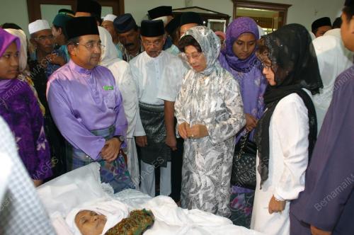 PUAN SRI HAZIZAH TUMIN