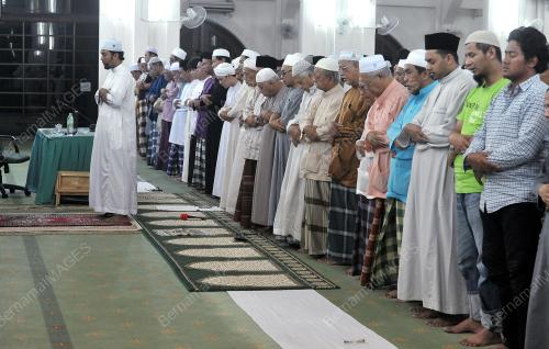 KL13_09032014_SOLAT_HAJAT