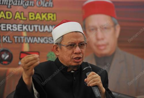 KL13_09042016_MUFTI