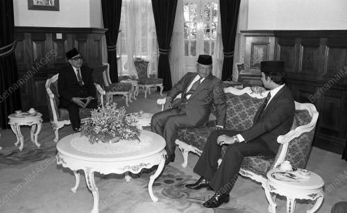 SULTAN AHMAD SHAH AL-MUSTAIN BILLAH