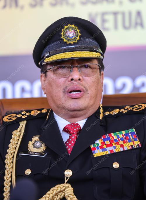 TAN SRI AZAM BAKI