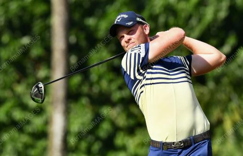 KL13_10022017_GOLF_MAYBANK