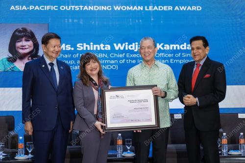 DATUK SERI FADILLAH YUSOF