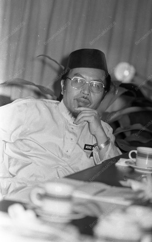 KL13_10081984_KHALIL