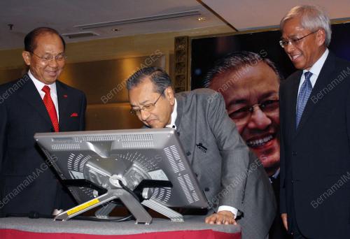 TUN MAHATHIR