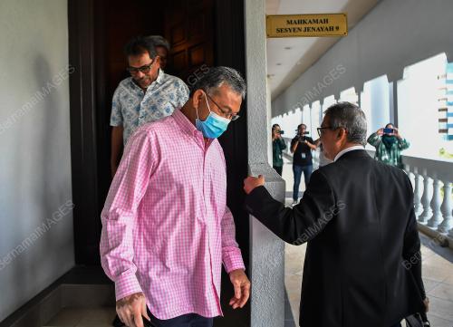 DATUK SERI AZLAN MAN