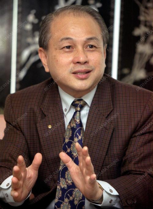 RALPH LIEW