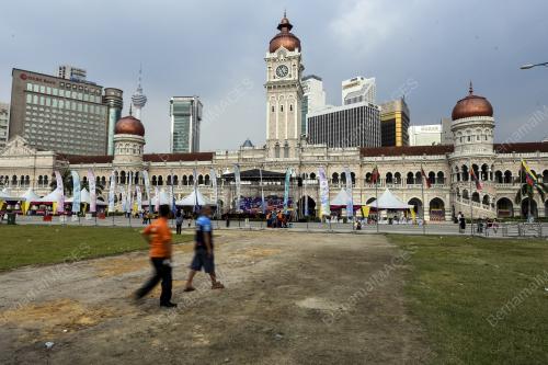 KL13_11022018_PADANG_DATARAN_MERDEKA