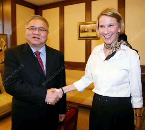 DR WONG FOON MENG