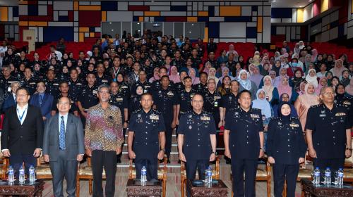 TAN SRI AYOB KHAN MYDIN PITCHAY
