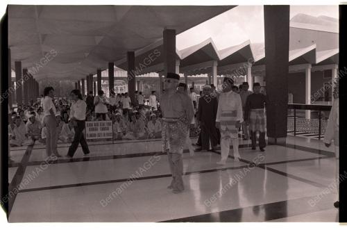 AGONG SEMBAHYANG JUMAAT DI MASJID NEGARA