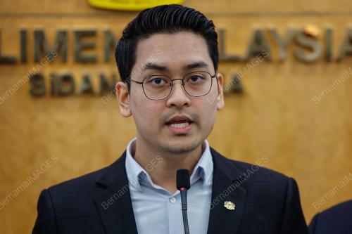 DR TAUFIQ JOHARI
