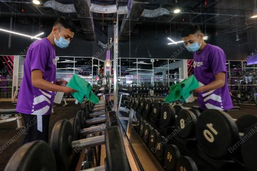 SANITASI DAN PEMBERSIHAN GIMNASIUM BAGI PEMATUHAN SOP
