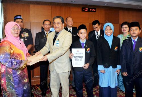 KL13_12032013_PARLIMEN