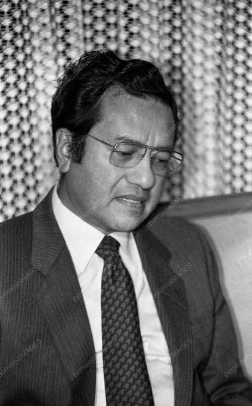 KL13_12102015_MAHATHIR