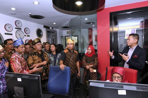 KL13_12102017_KUNJUNGAN_BN201710118129