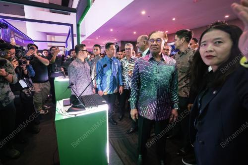 DATUK SERI ANWAR IBRAHIM