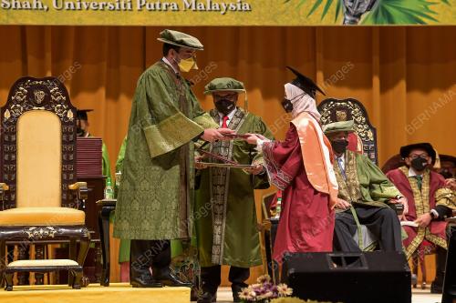 TENGKU AMIR SHAH SULTAN SHARAFUDDIN IDRIS SHAH ALHAJ