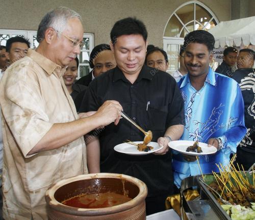 NAJIB TUN RAZAK