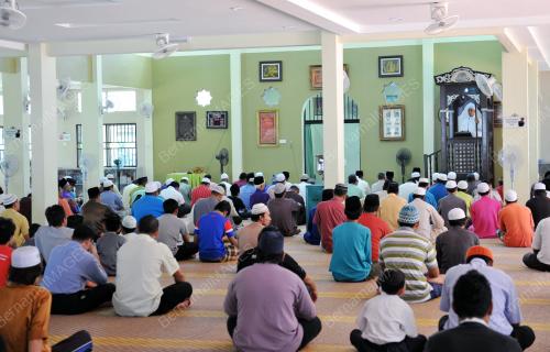 KL13_13042012_SURAU_JUMAAT