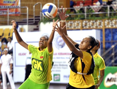 KL13_13042014_NETBALL