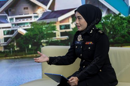 ZAINAB ABDUL MALIK