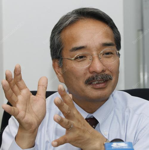 TSUTOMU NAGAE