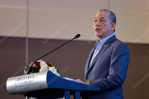 DATUK SERI FADILLAH YUSOF