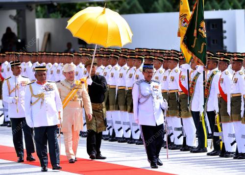 KL13_13122016_AGONG