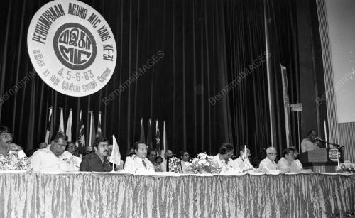 KL13_14012015_MAHATHIR_MIC