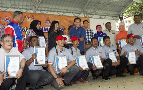 KL13_14062015_MYCOMMUNITY