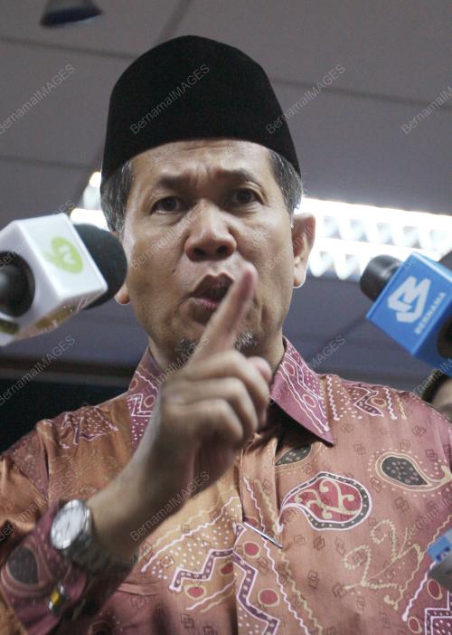 MOHD FADZILAH KAMSAH