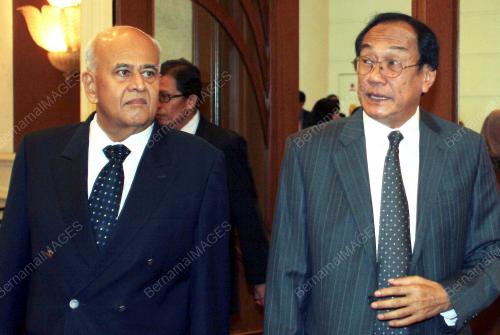 TUN ZAKI TUN AZMI